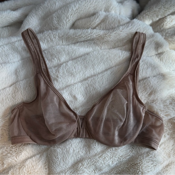 Mesh Front Closure Nude Bralette - Picture 4 of 4